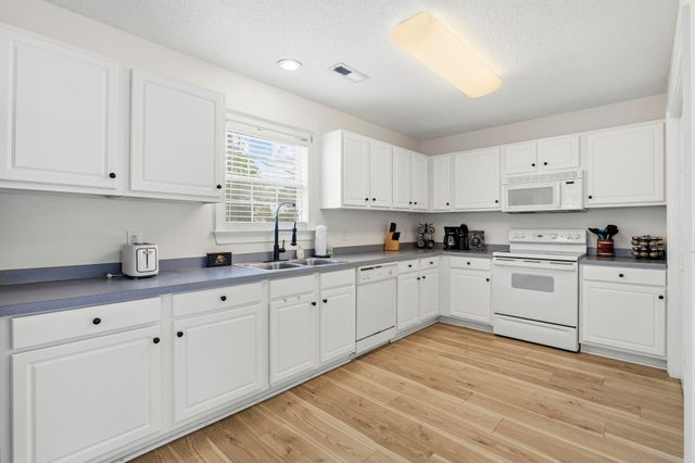 511 22nd Ave. S, North Myrtle Beach, SC 29582