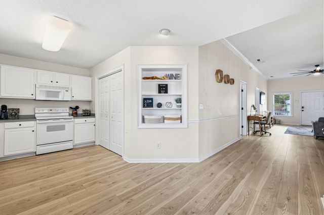 511 22nd Ave. S, North Myrtle Beach, SC 29582