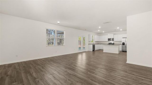 70 Weymouth Drive, Locust Grove, GA 30248