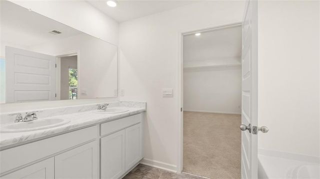 70 Weymouth Drive, Locust Grove, GA 30248