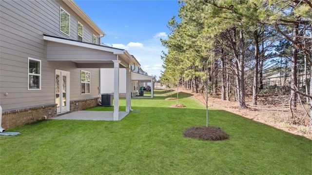 70 Weymouth Drive, Locust Grove, GA 30248