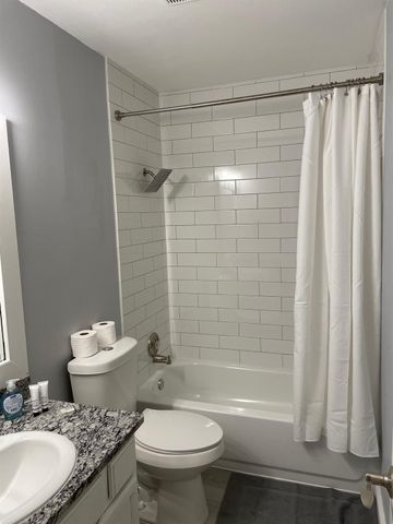 12200 Thompkins DR B, Austin, TX 78753