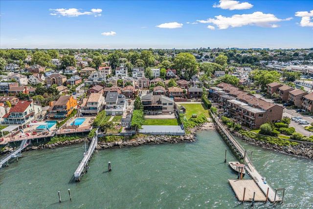 15443 Riverside Drive, Whitestone, NY 11357