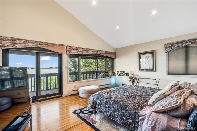 15443 Riverside Drive, Whitestone, NY 11357