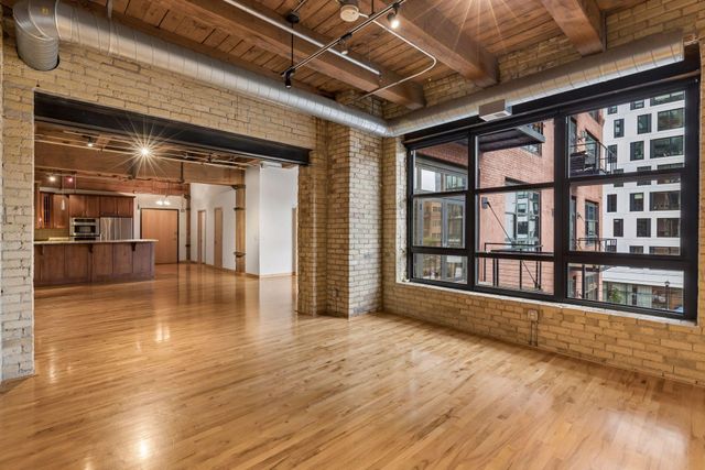607 Washington Avenue S 303, Minneapolis, MN 55415