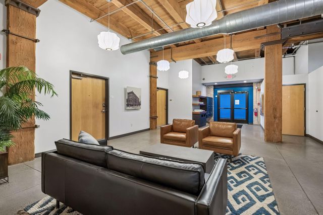 607 Washington Avenue S 303, Minneapolis, MN 55415