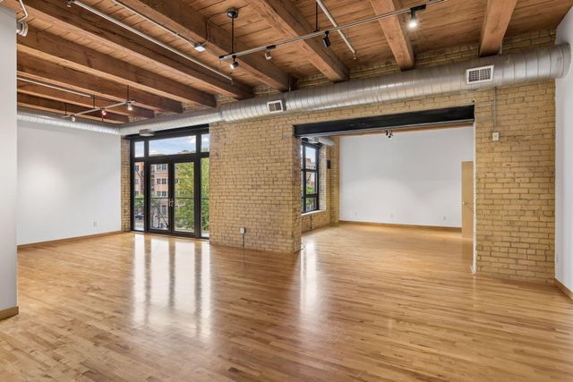 607 Washington Avenue S 303, Minneapolis, MN 55415