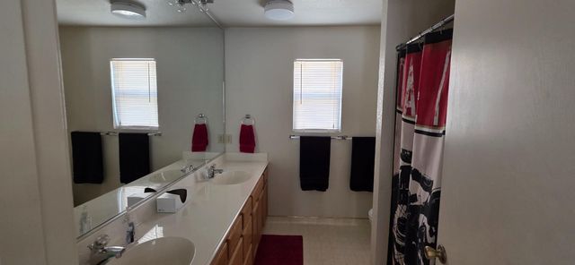 3413 Allan Adale Dr, Modesto, CA 95355