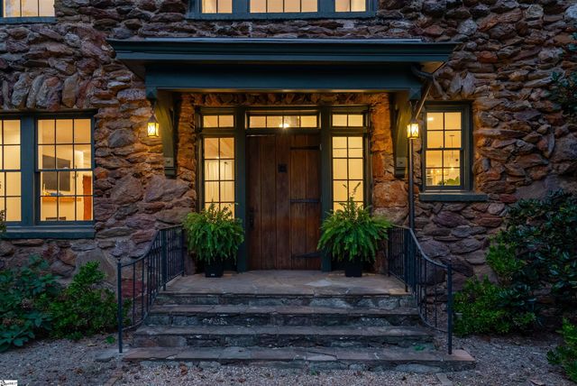 220 Lake Circle Drive, Greenville, SC 29609