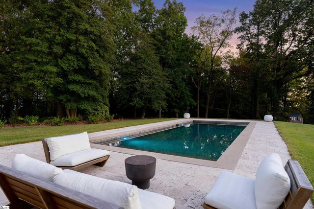 220 Lake Circle Drive, Greenville, SC 29609