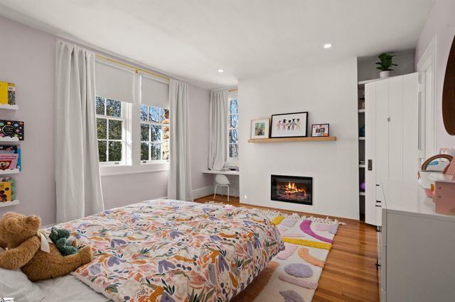 220 Lake Circle Drive, Greenville, SC 29609