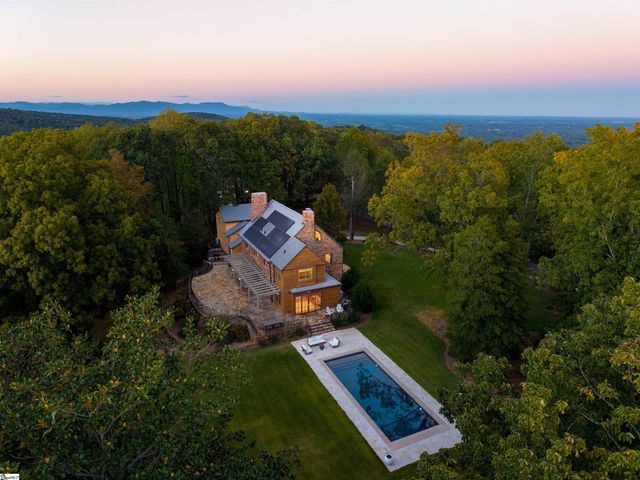 220 Lake Circle Drive, Greenville, SC 29609