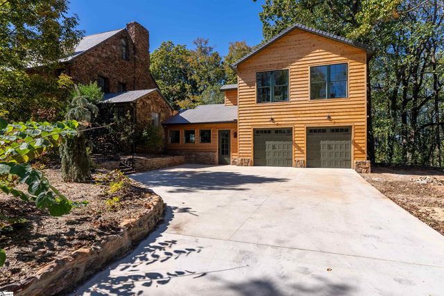 220 Lake Circle Drive, Greenville, SC 29609