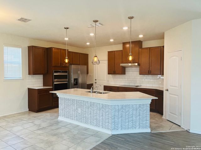 7967 Hanging Branch, San Antonio, TX 78253