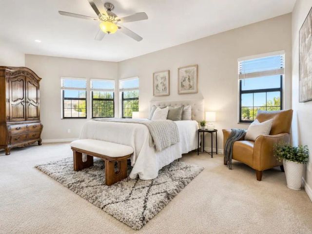 29118 Laurel Valley Dr, Vista, CA 92084
