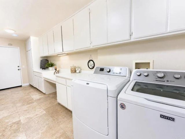 29118 Laurel Valley Dr, Vista, CA 92084