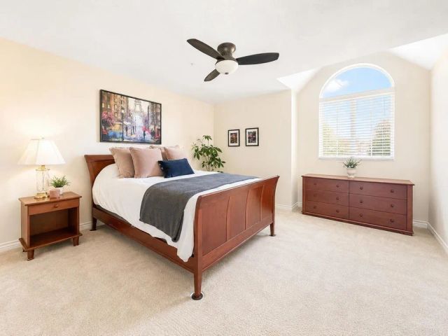 29118 Laurel Valley Dr, Vista, CA 92084