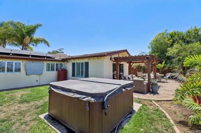 410 Santa Clara Drive, Vista, CA 92083