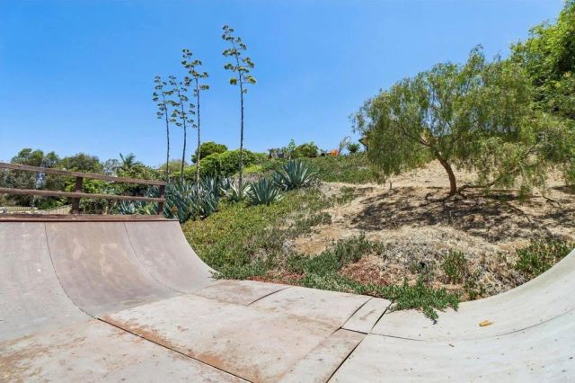 410 Santa Clara Drive, Vista, CA 92083