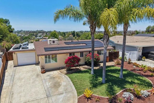 410 Santa Clara Drive, Vista, CA 92083