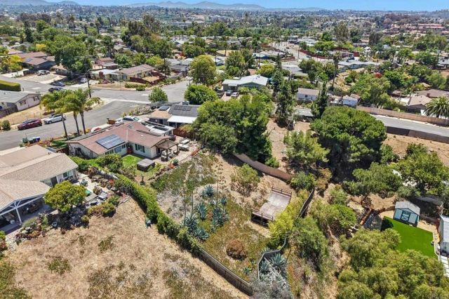410 Santa Clara Drive, Vista, CA 92083