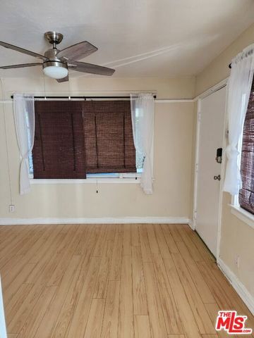 1402 N Las Palmas Avenue, Los Angeles, CA 90028