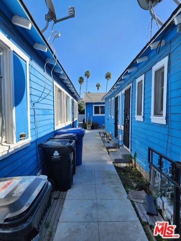 1402 N Las Palmas Avenue, Los Angeles, CA 90028