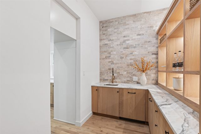 10565 Cromwell Drive, Dallas, TX 75229