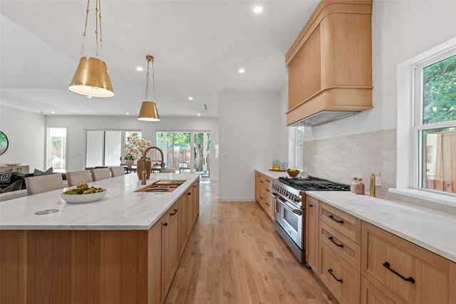 10565 Cromwell Drive, Dallas, TX 75229