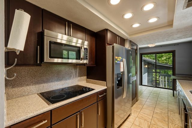 302 Wood Lomond Way, Huntington, WV 25705