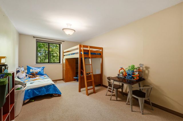 302 Wood Lomond Way, Huntington, WV 25705