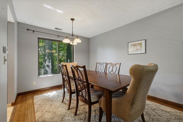 302 Wood Lomond Way, Huntington, WV 25705