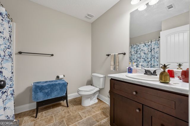 717 Oconee Lane, Commerce, GA 30529