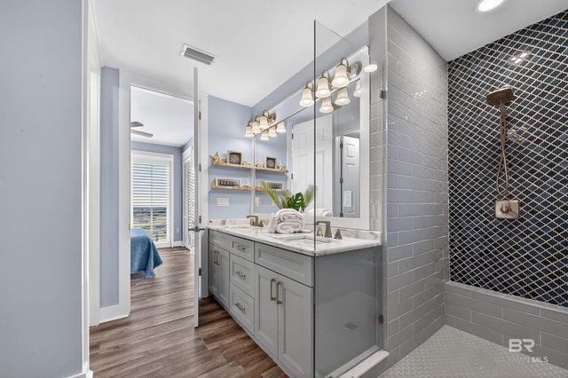 815 Plantation Road 604, Gulf Shores, AL 36542