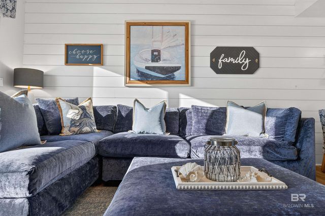 815 Plantation Road 604, Gulf Shores, AL 36542