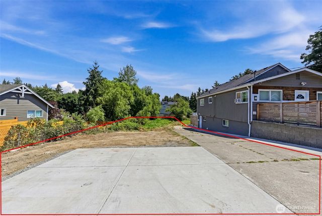 13426 22nd Avenue S, Seattle, WA 98168