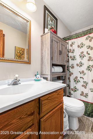 3073 N Stewart Road, Charlotte, MI 48813