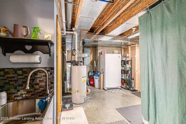 3073 N Stewart Road, Charlotte, MI 48813