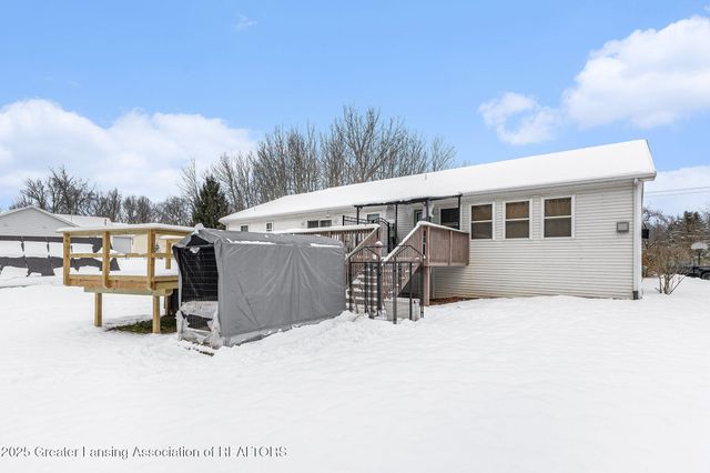 3073 N Stewart Road, Charlotte, MI 48813