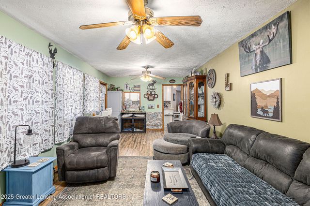 3073 N Stewart Road, Charlotte, MI 48813