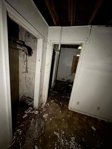 5118 Senior Street, Houston, TX 77016