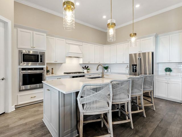 7949 SUNSET PINES DRIVE, Sarasota, FL 34240