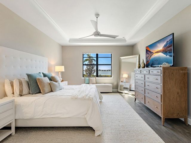 7949 SUNSET PINES DRIVE, Sarasota, FL 34240