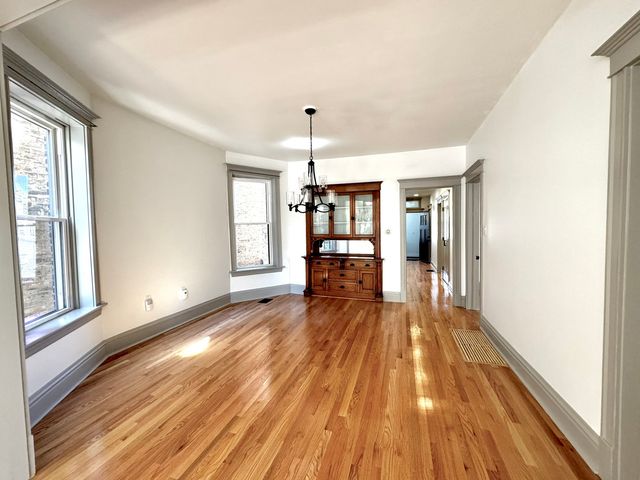 2424 N Mozart Street 1, Chicago, IL 60647