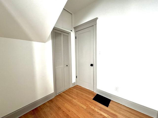 2424 N Mozart Street 1, Chicago, IL 60647