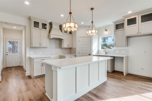 3614 Latimer Street, Dallas, TX 75215