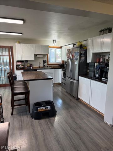 3801 Beck Avenue, Louisville, OH 44641