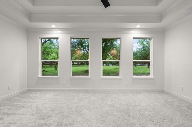 1130 E Landings N, Granbury, TX 76049