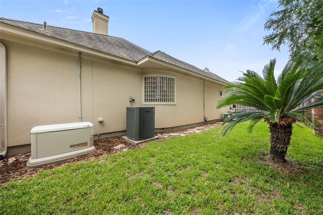 102 Marble Cottage Lane, Houston, TX 77069