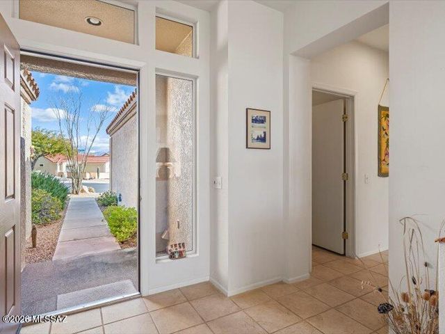 868 E Grass Meadow Place, Oro Valley, AZ 85755